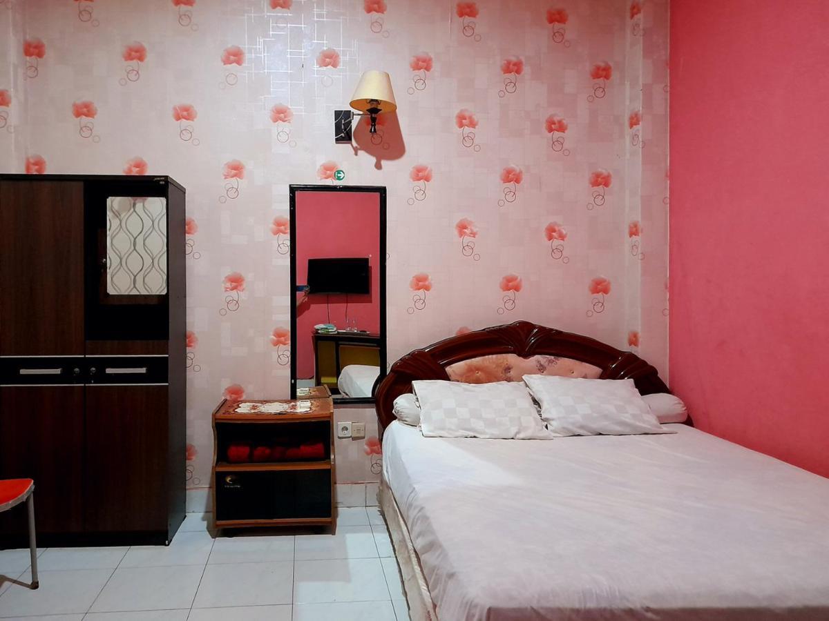 Hotel Rosichan Bau Bau Mitra Reddoorz Baubau Exterior foto